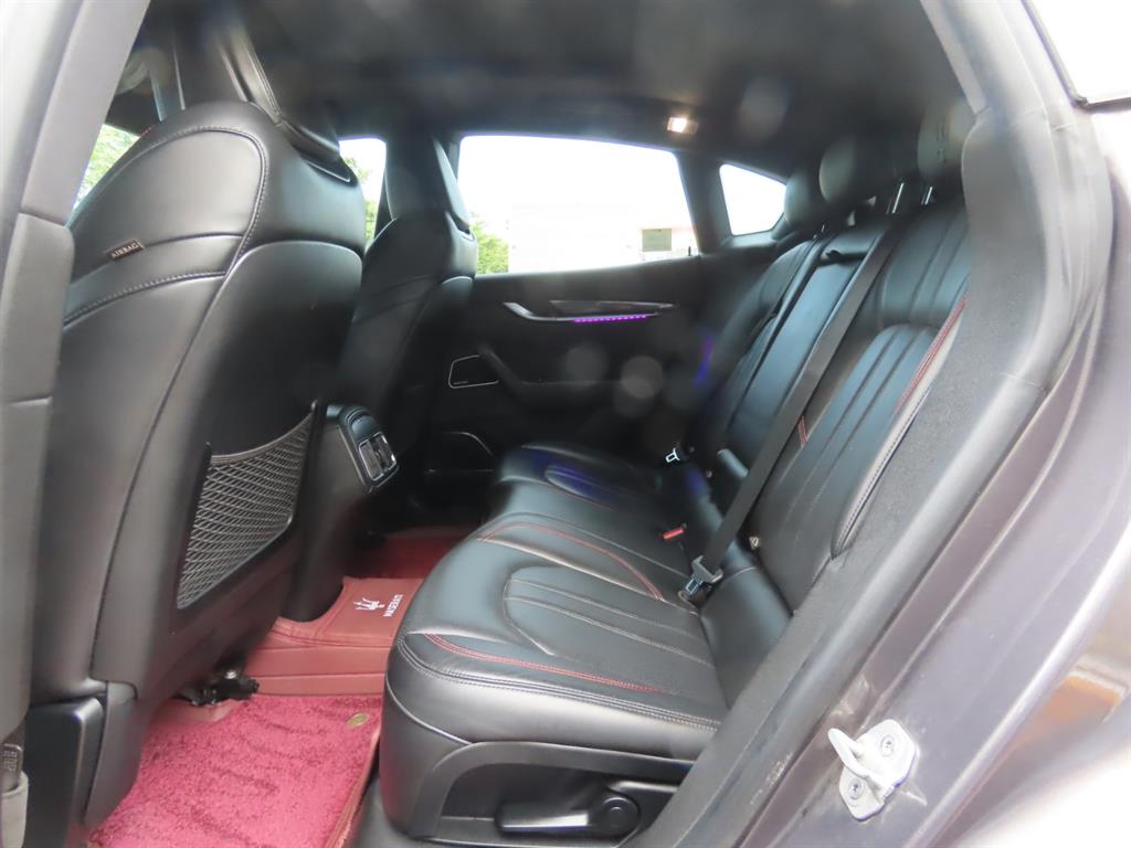 Maserati Levante — photo 07