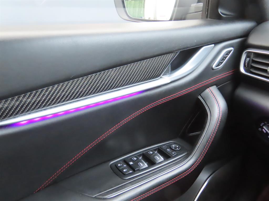 Maserati Levante — photo 13