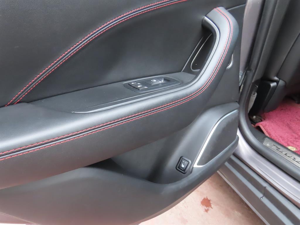 Maserati Levante — photo 14