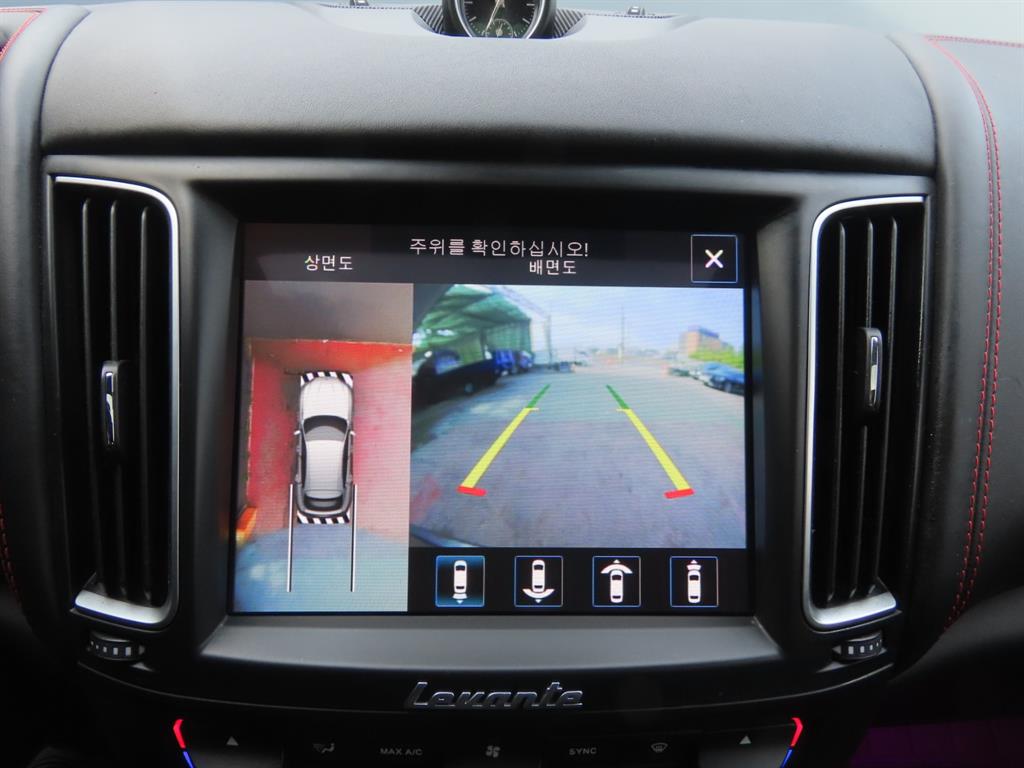 Maserati Levante — photo 18