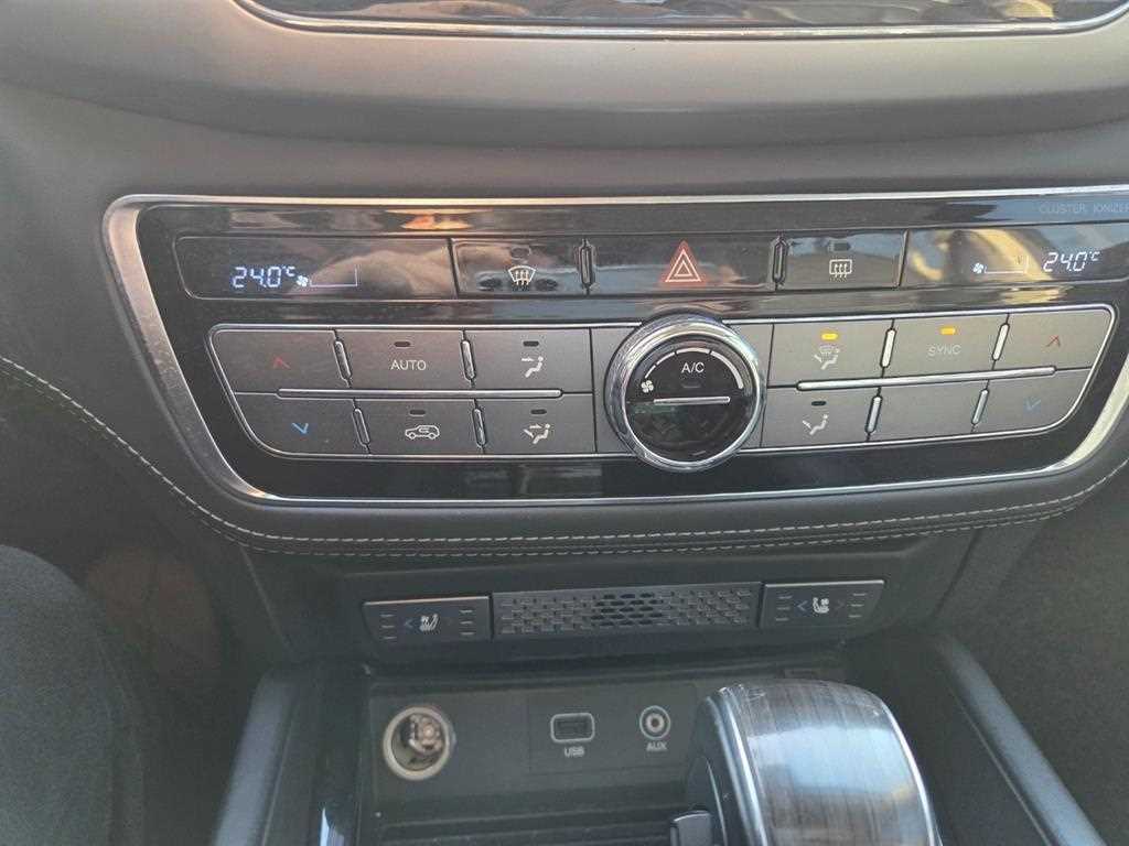 KGM Rexton — photo 11