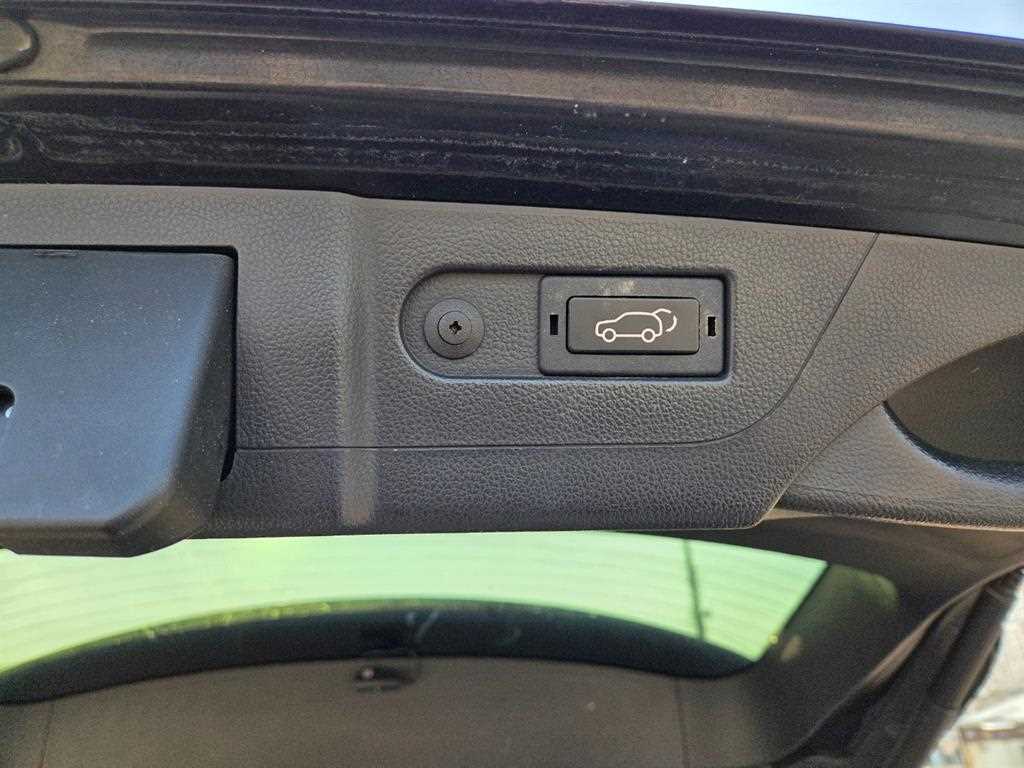 KGM Rexton — photo 16