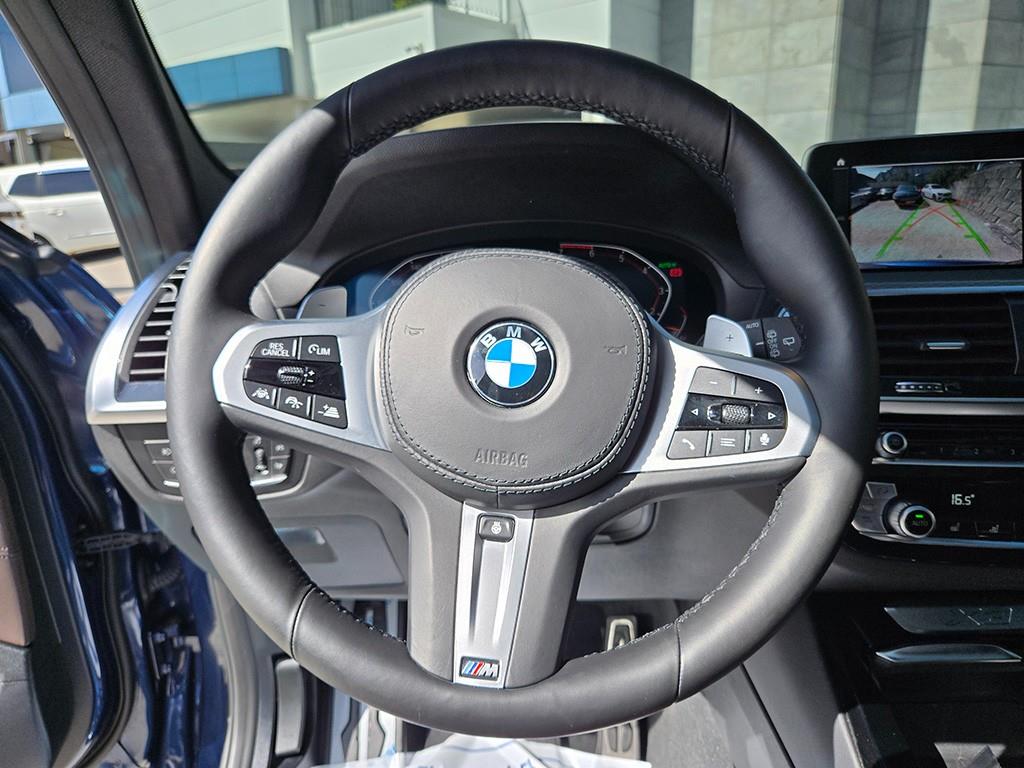 BMW X3 — photo 07