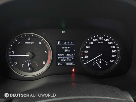 Hyundai Tucson — photo 08