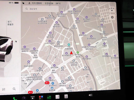 Tesla Model Y — photo 14