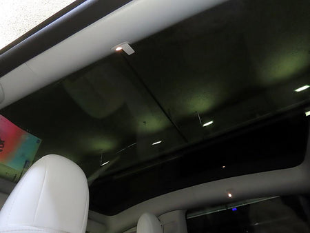 Tesla Model Y — photo 17