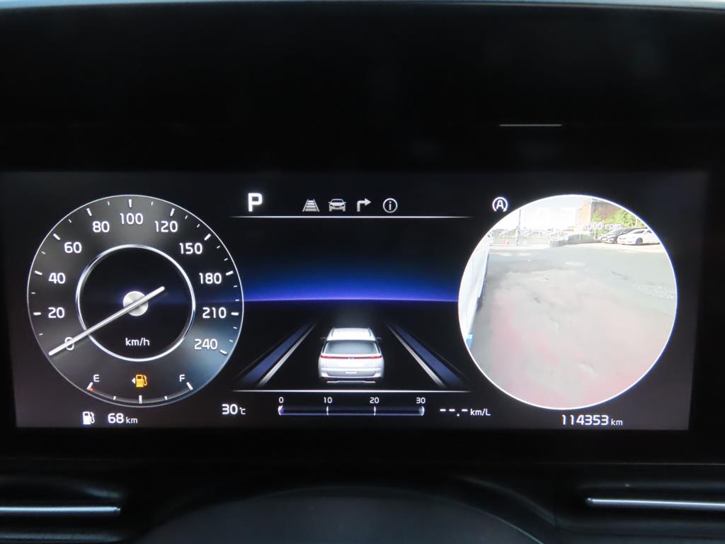 Kia Carnival — photo 11