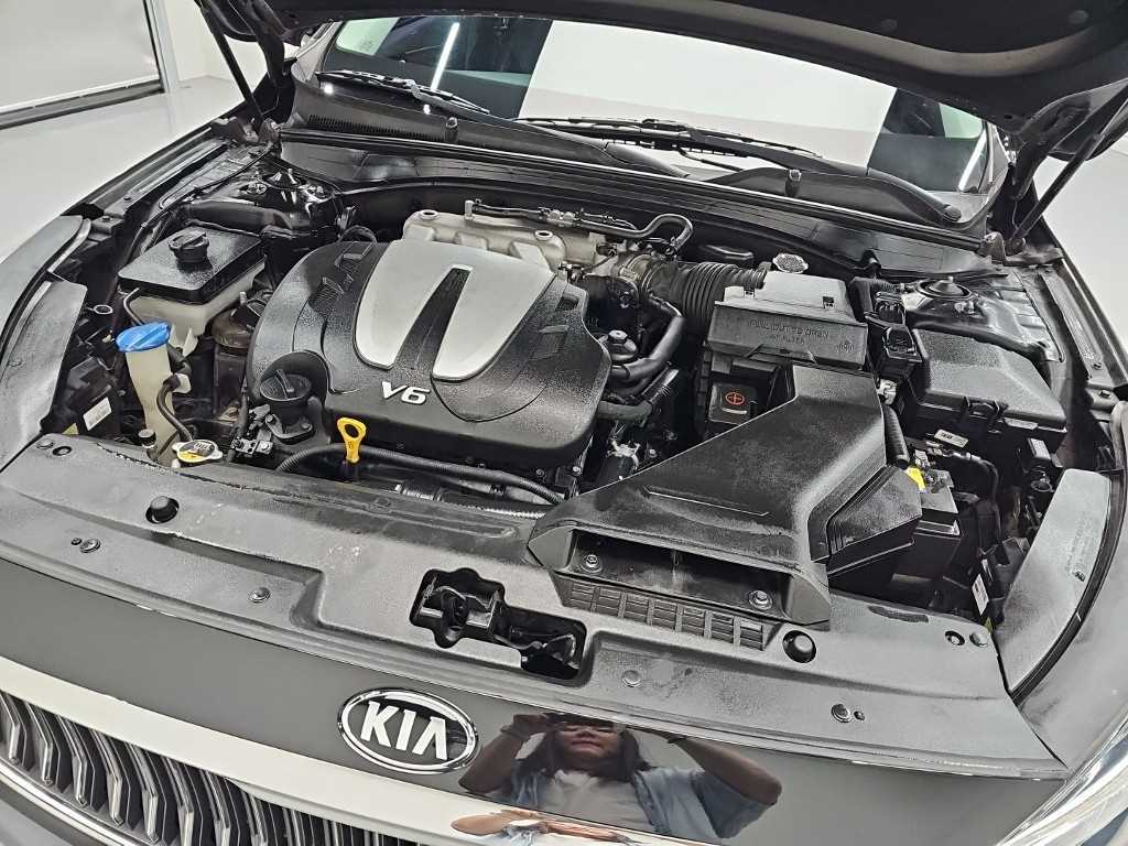 Kia K7 — photo 05