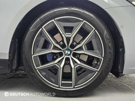 BMW 5-Series — photo 05