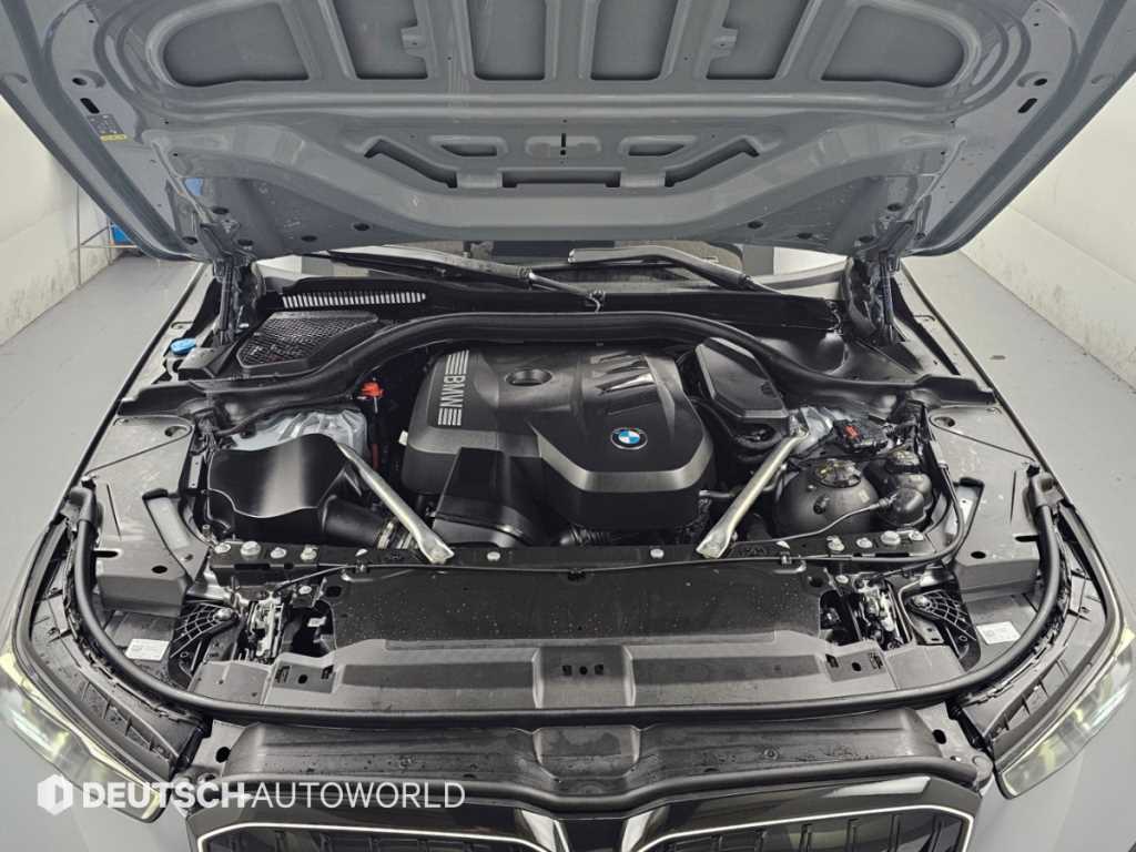 BMW 5-Series — photo 06