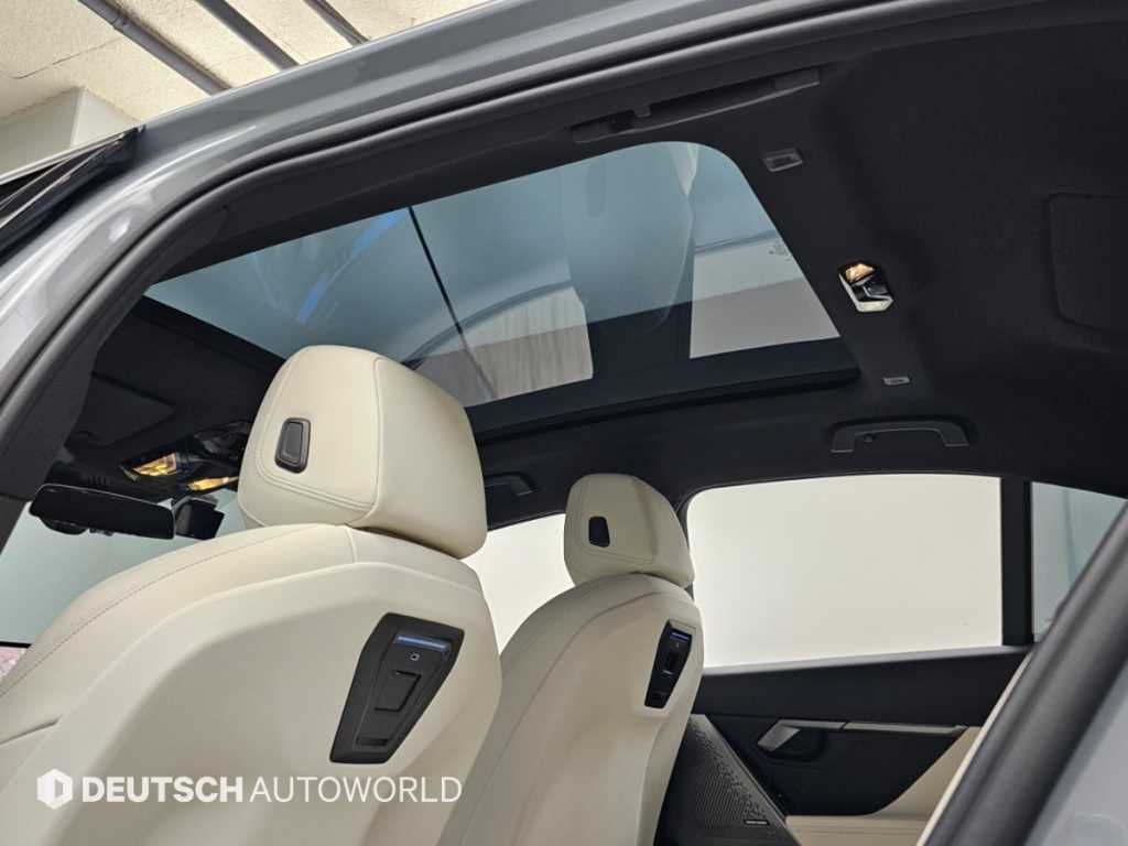 BMW 5-Series — photo 18