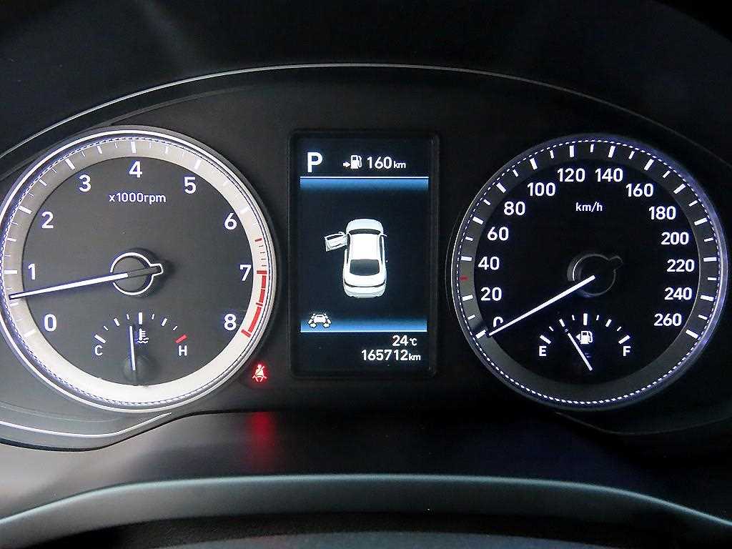 Hyundai Grandeur — photo 09