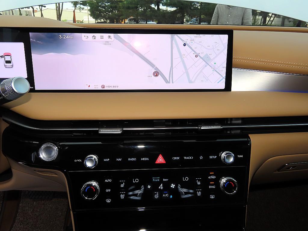 Genesis G80 — photo 14
