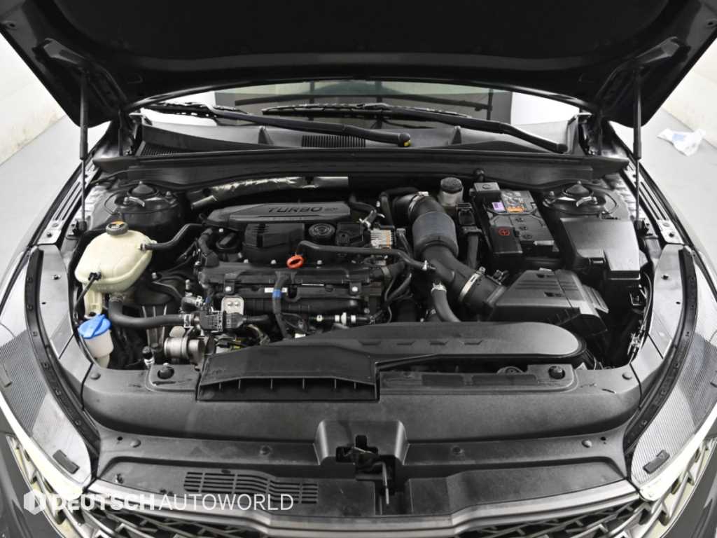 Kia K5 — photo 07