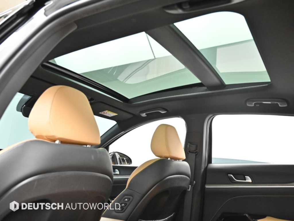 Kia K5 — photo 11