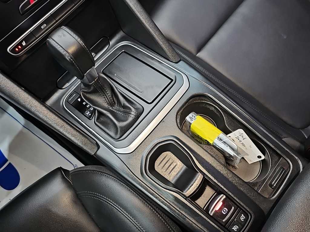 RENAULT SM6 — photo 08