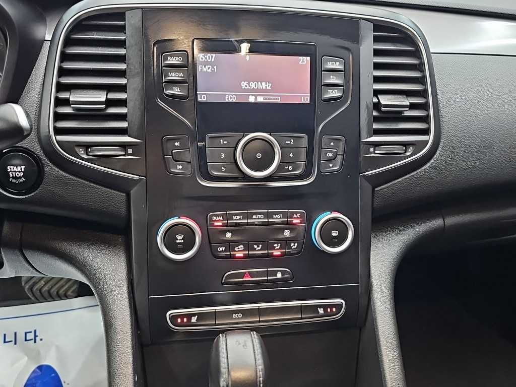 RENAULT SM6 — photo 10
