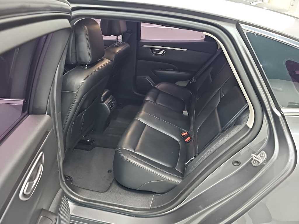 RENAULT SM6 — photo 12