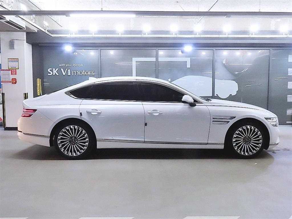 Genesis G80 — photo 04