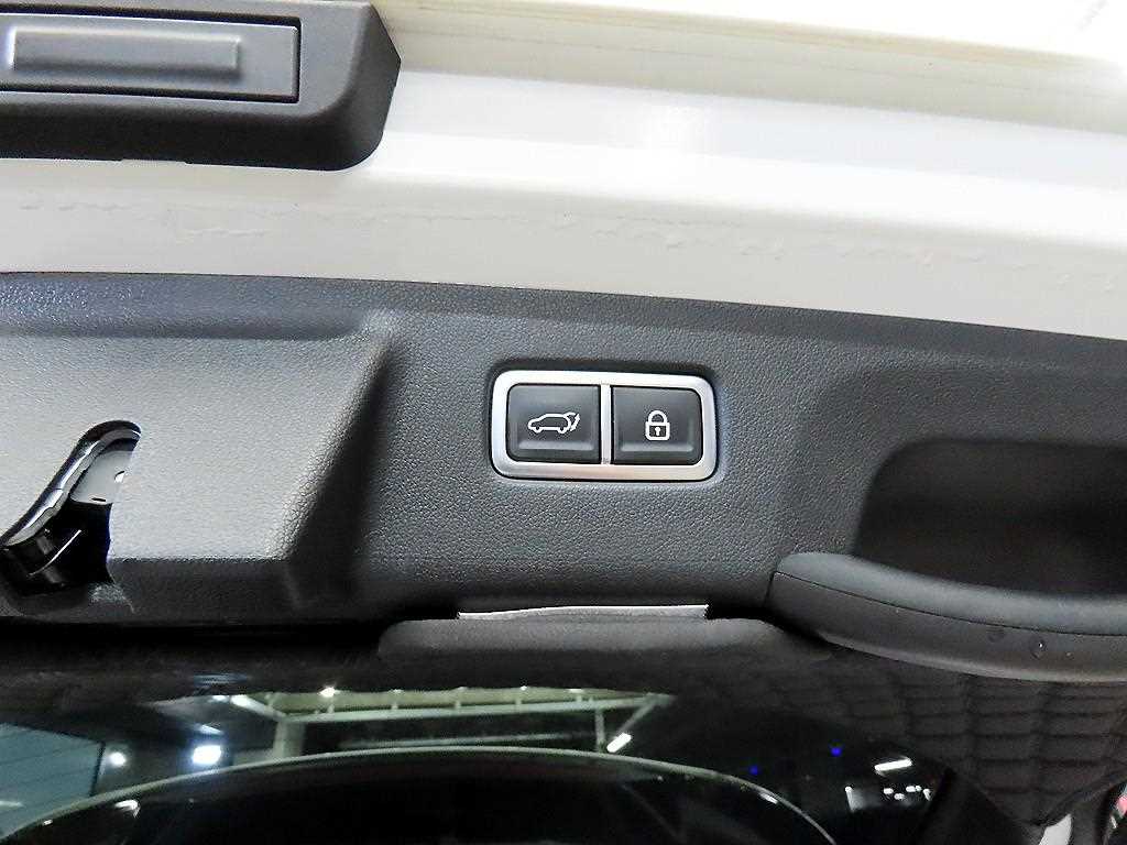 Kia Sorento — photo 15