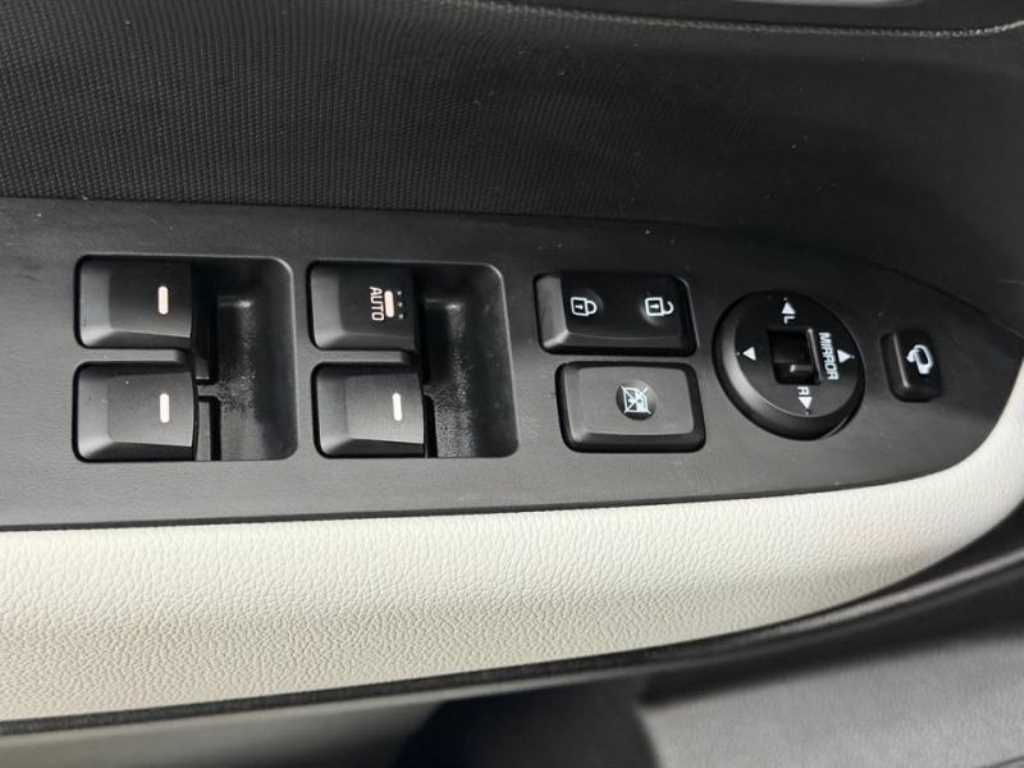 Kia RAY — photo 16