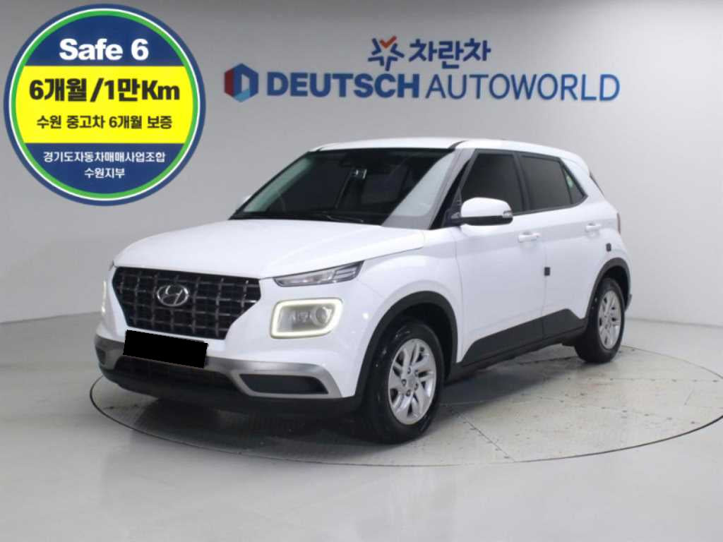 Hyundai Venue — photo 01