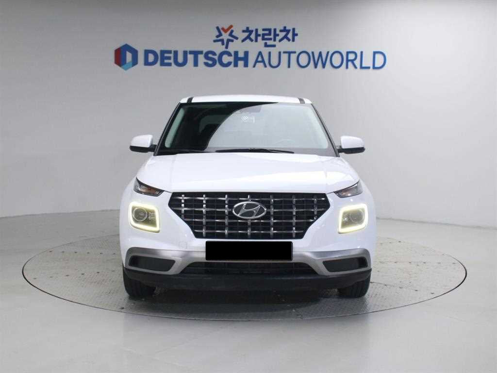 Hyundai Venue — photo 03