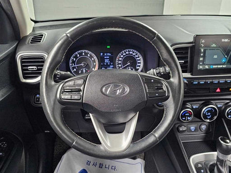 Hyundai Venue — photo 13
