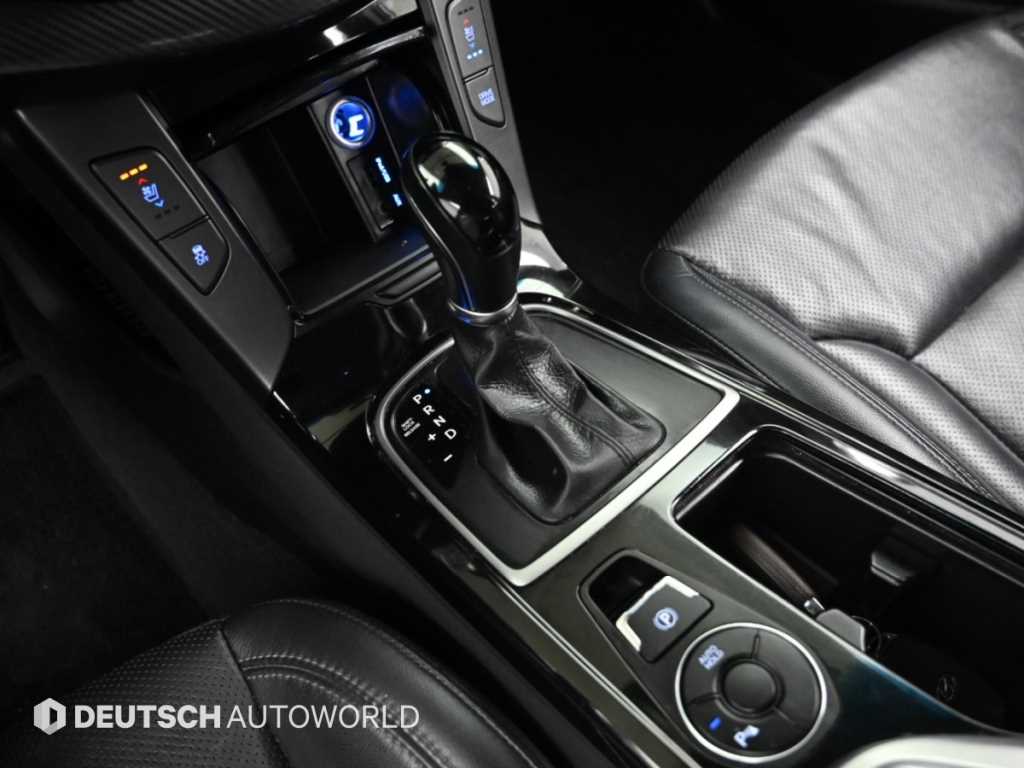 Hyundai i40 — photo 09