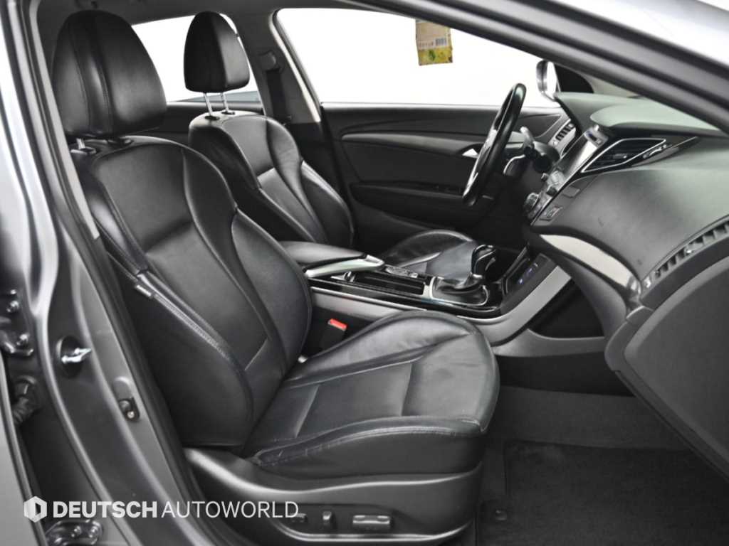 Hyundai i40 — photo 10