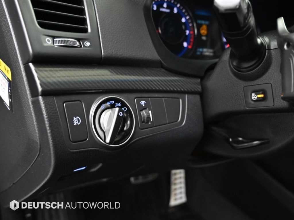 Hyundai i40 — photo 17
