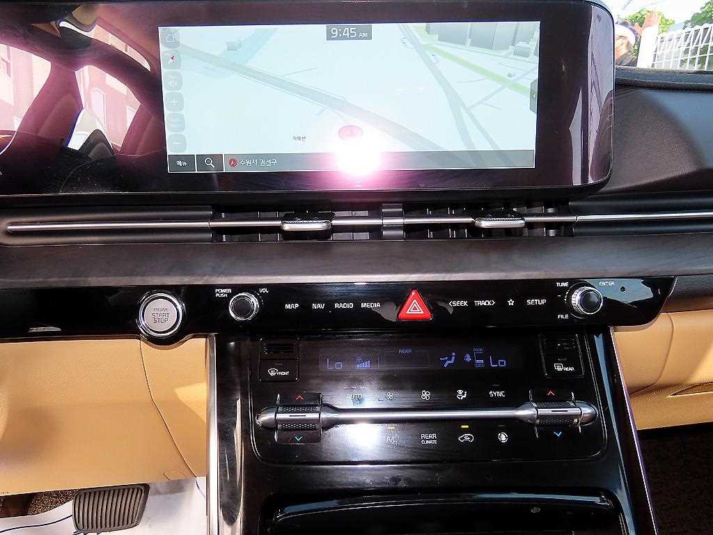 Kia Carnival — photo 13