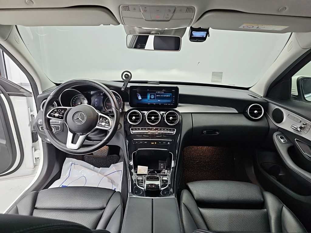 Mercedes-Benz C-Class — photo 07