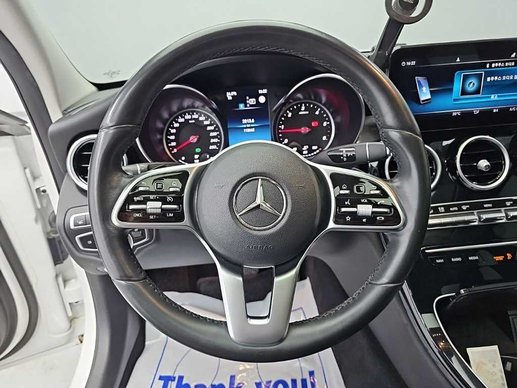 Mercedes-Benz C-Class — photo 09