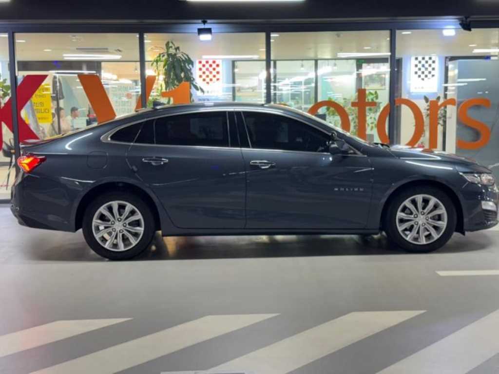 CHEVROLET Malibu — photo 03