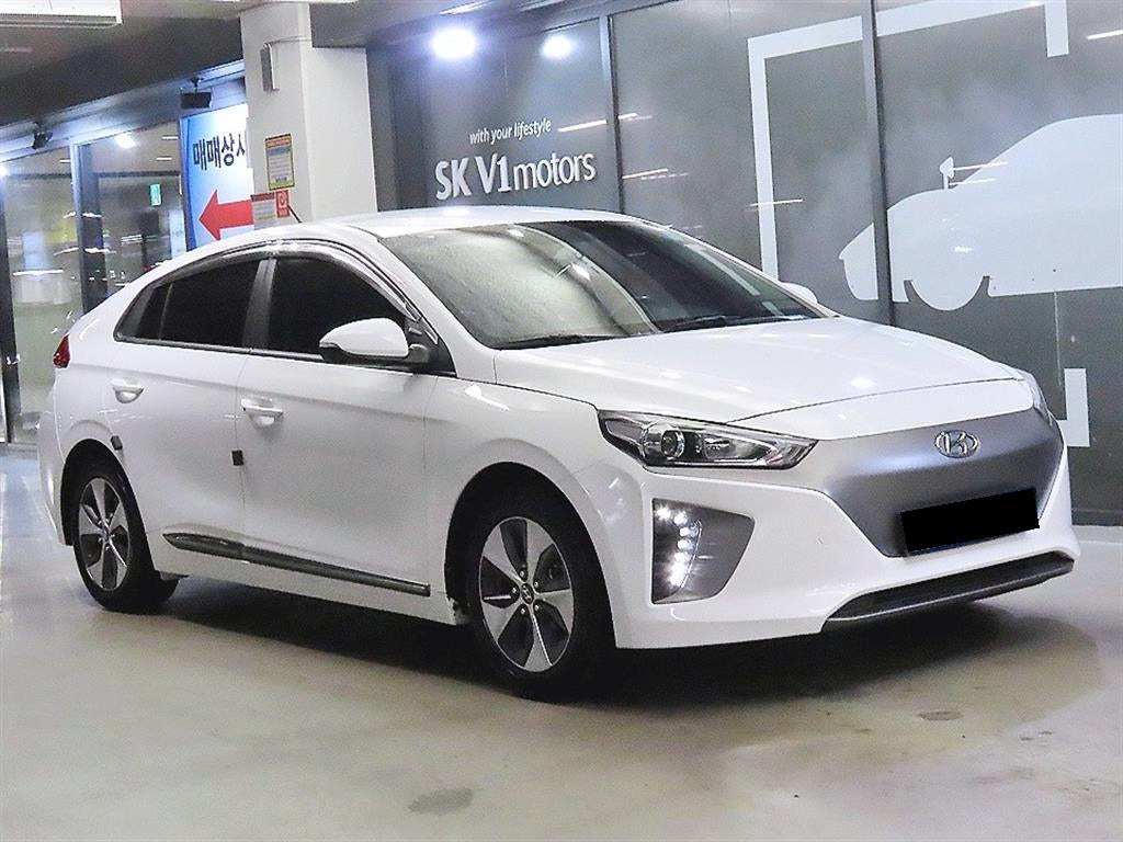 Hyundai Ioniq — photo 01