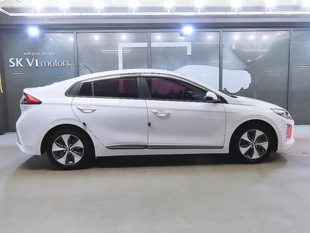 Hyundai Ioniq — photo 03