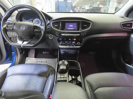 Hyundai Ioniq — photo 10