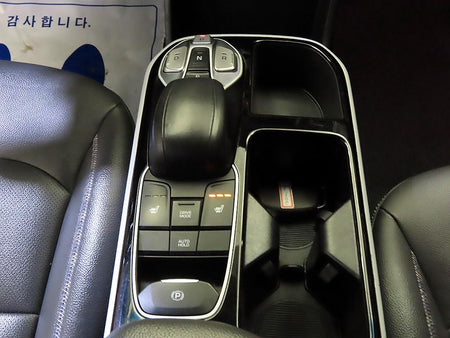 Hyundai Ioniq — photo 12