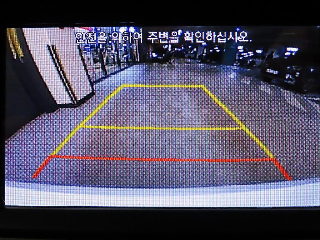 Hyundai Ioniq — photo 15