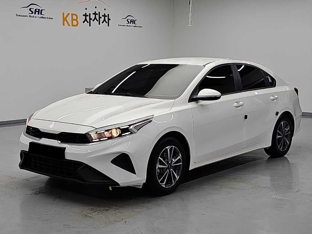 Kia K3 — photo 01
