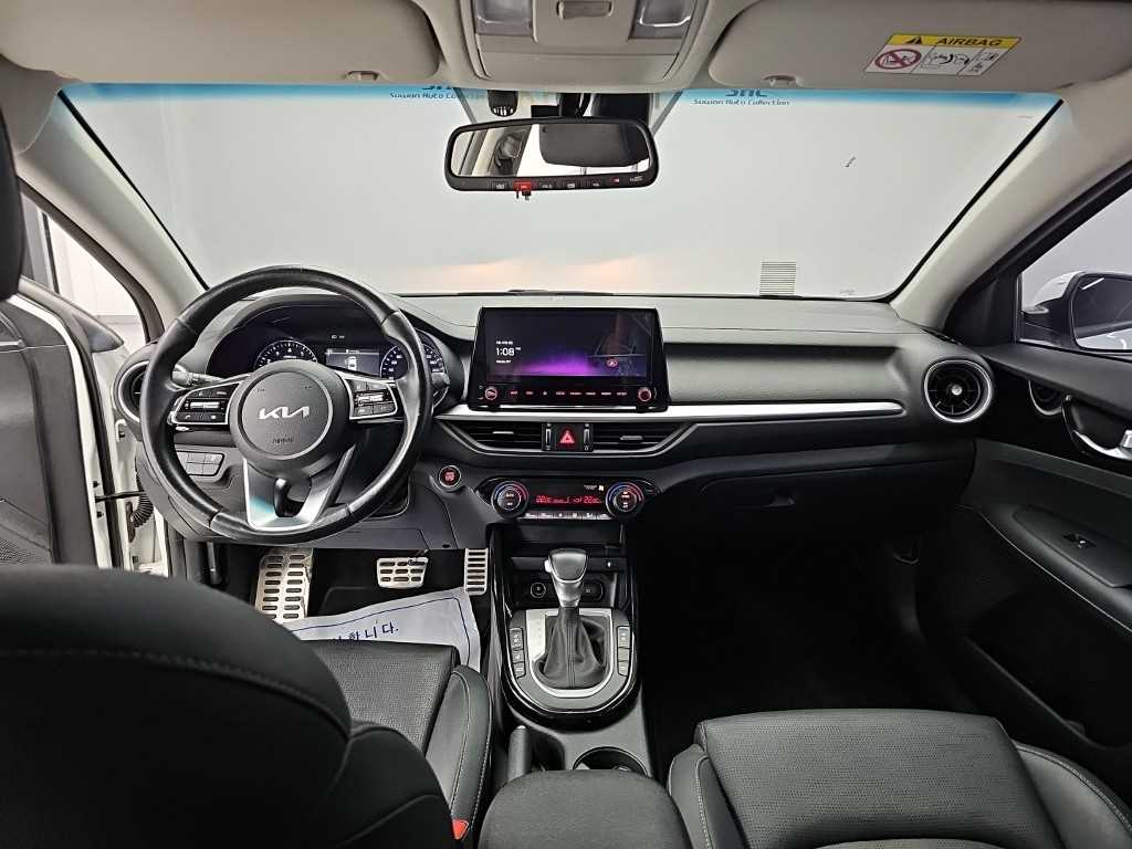 Kia K3 — photo 07