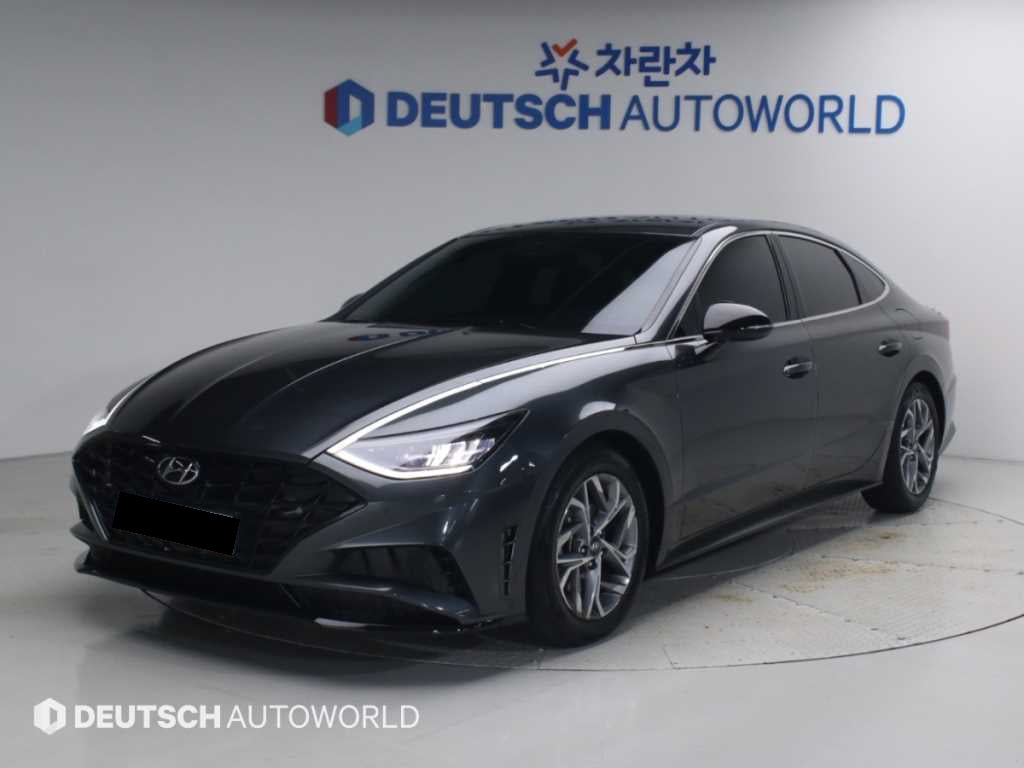Hyundai Sonata — photo 01
