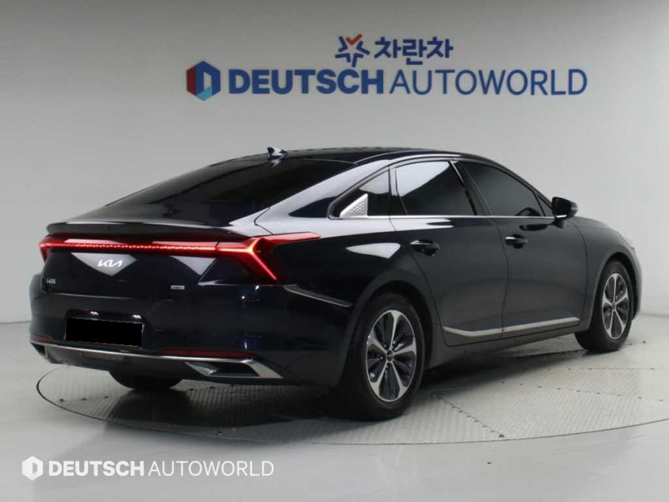 Kia K8 — photo 02