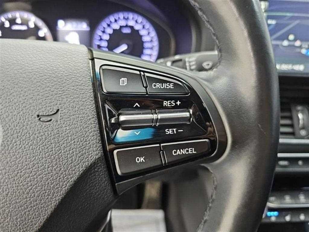 Hyundai Grandeur — photo 17