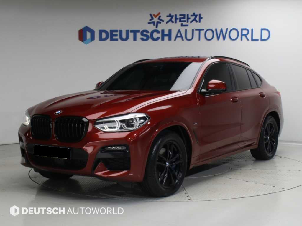 BMW X4 — photo 01