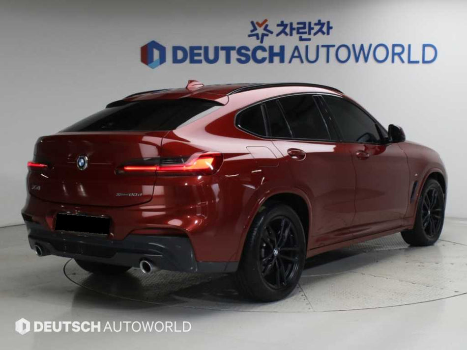 BMW X4 — photo 02