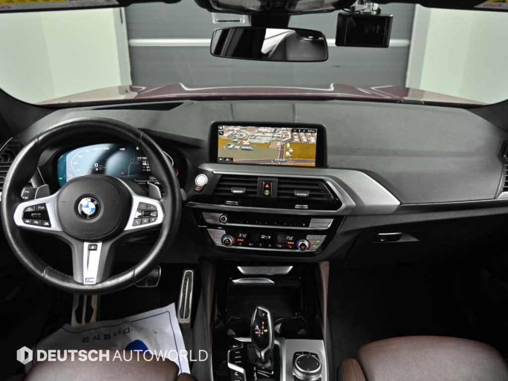 BMW X4 — photo 07