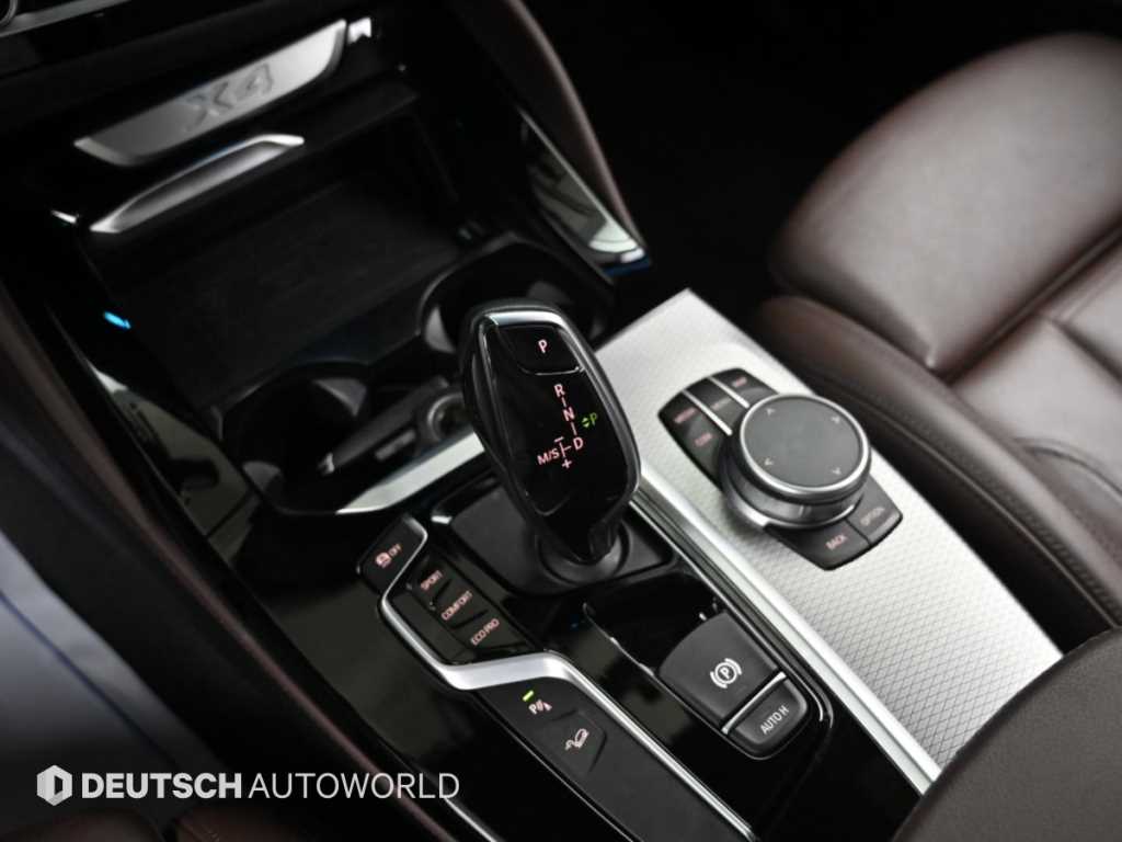 BMW X4 — photo 09