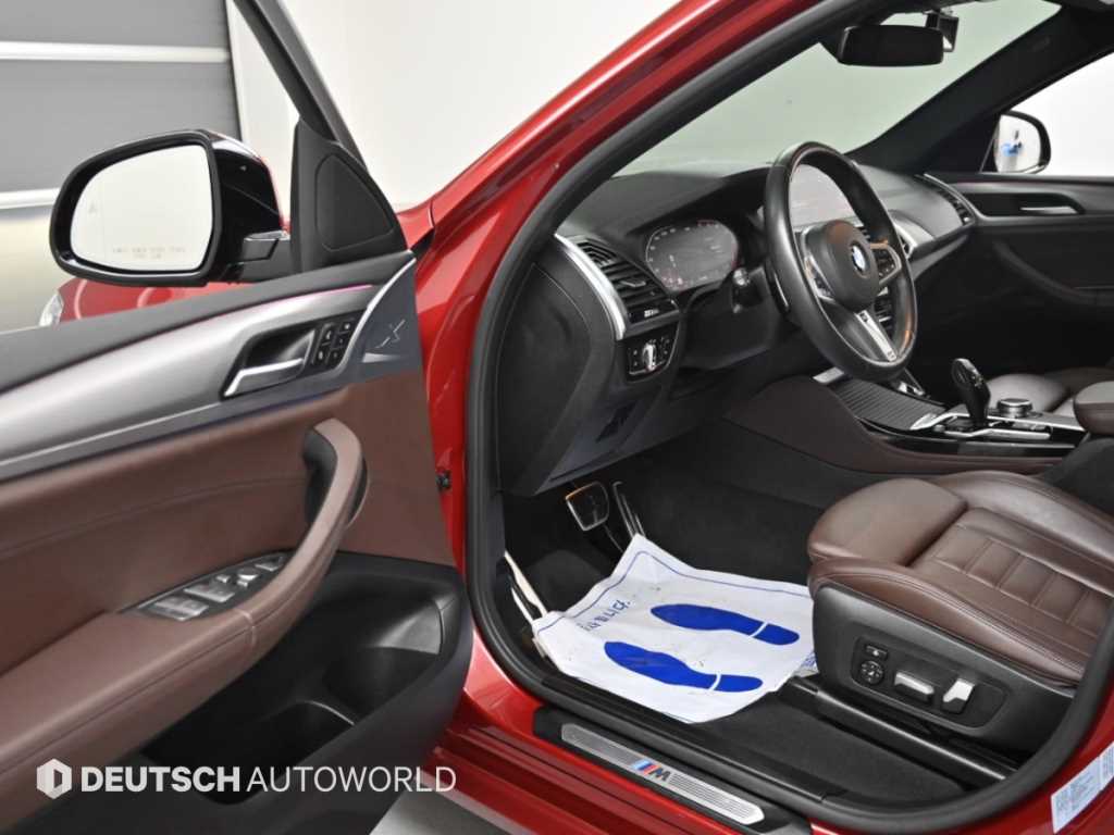 BMW X4 — photo 11
